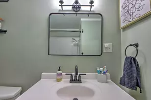 102 W 250 S, La Porte, IN 46350 - Photo 13