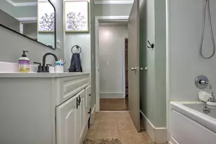 102 W 250 S, La Porte, IN 46350 - Photo 15