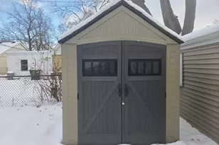 7 Beverly Blvd, Hobart, IN 46342 - Photo 13