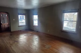 7 Beverly Blvd, Hobart, IN 46342 - Photo 5