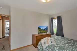 3341 Maple Dr, Highland, IN 46322 - Photo 13