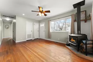 5404 Smilax Ln, Valparaiso, IN 46383 - Photo 5