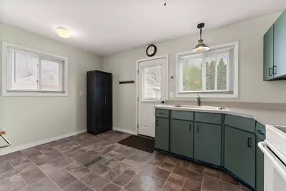 5404 Smilax Lane, Valparaiso, IN 46383 - Photo 7