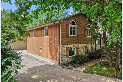 2341 Four Seasons Parkway, Crown Point, IN 46307 - Photo 23