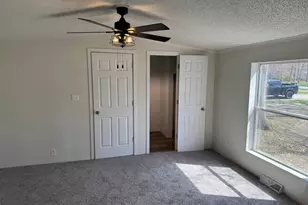 15016 Heritage Dr W, Wheatfield, IN 46392 - Photo 13