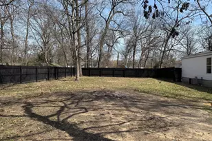 15016 Heritage Dr W, Wheatfield, IN 46392 - Photo 21