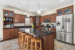 190 E Mekeland Rd, Chesterton, IN 46304 - Photo 7