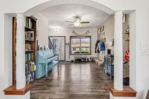 190 E Mekeland Rd, Chesterton, IN 46304 - Photo 5