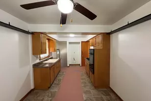 1915 169th St, Hammond, IN 46324 - Photo 13