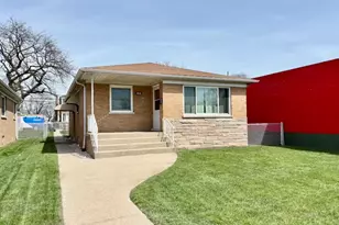 1915 169th St, Hammond, IN 46324 - Photo 3