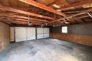 1915 169th St, Hammond, IN 46324 - Photo 9