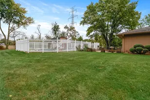 279 W Robbie Ln, Valparaiso, IN 46385 - Photo 27