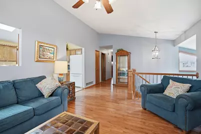6325 W 89th Avenue, Crown Point, IN 46307 - Photo 7