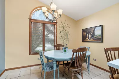 6325 W 89th Avenue, Crown Point, IN 46307 - Photo 9