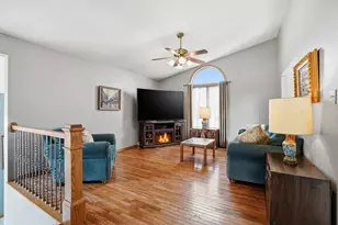 6325 W 89th Ave, Crown Point, IN 46307 - Photo 5