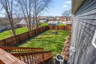 5715 Buttercup Ave, Portage, IN 46368 - Photo 27