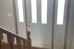 925 W 89th Pl, Merrillville, IN 46410 - Photo 3