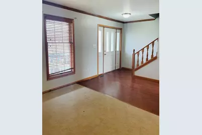 925 W 89th Place, Merrillville, IN 46410 - Photo 7