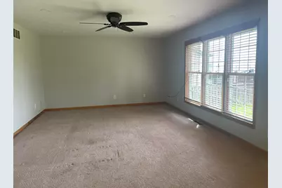 925 W 89th Place, Merrillville, IN 46410 - Photo 11