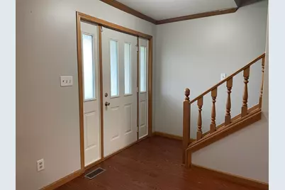 925 W 89th Place, Merrillville, IN 46410 - Photo 3