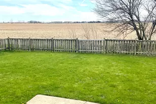 925 W 89th Pl, Merrillville, IN 46410 - Photo 17