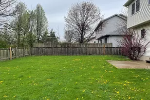 925 W 89th Pl, Merrillville, IN 46410 - Photo 25