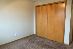 925 W 89th Pl, Merrillville, IN 46410 - Photo 17