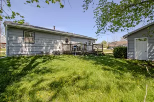 105 W Green St, San Pierre, IN 46374 - Photo 15