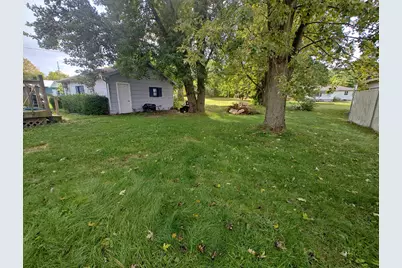 105 W Green Street, San Pierre, IN 46374 - Photo 13