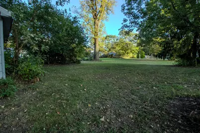 105 W Green Street, San Pierre, IN 46374 - Photo 11