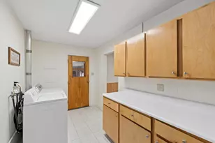 2297 Woodward St, Portage, IN 46368 - Photo 7