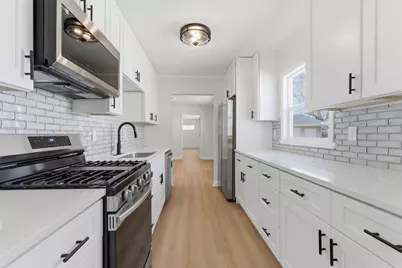 207 Harrington Avenue, Crown Point, IN 46307 - Photo 5