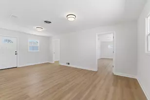 207 Harrington Ave, Crown Point, IN 46307 - Photo 7