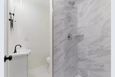 207 Harrington Avenue, Crown Point, IN 46307 - Photo 9