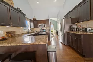 65 Steinbeck Dr, Valparaiso, IN 46383 - Photo 13