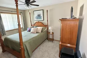 9748 Erie St, Highland, IN 46322 - Photo 9