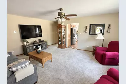 9748 Erie Street, Highland, IN 46322 - Photo 5