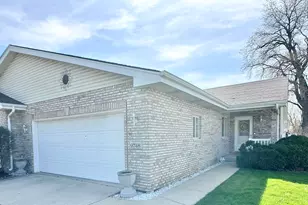 9748 Erie St, Highland, IN 46322 - Photo 1