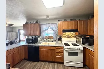 4135 S East Drive, Knox, IN 46534 - Photo 9