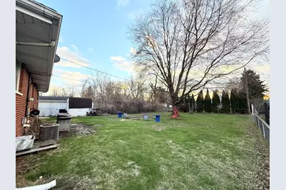 140 N Linda Street, Hobart, IN 46342 - Photo 19