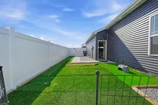 3835 Baseball St, Portage, IN 46368 - Photo 27