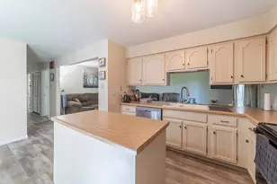 1193 Millpond Rd, Valparaiso, IN 46385 - Photo 9