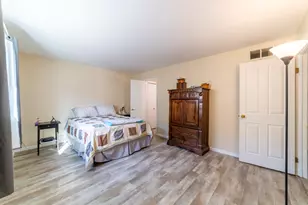 1193 Millpond Rd, Valparaiso, IN 46385 - Photo 5