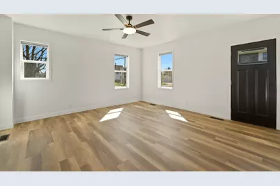 801 Ohio Street, La Porte, IN 46350 - Photo 3