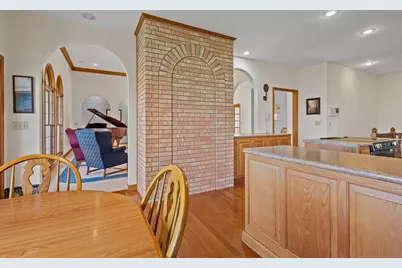 6664 Ridgeview Drive, Demotte, IN 46310 - Photo 9