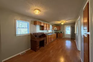 5706 W 43rd Ave, Gary, IN 46408 - Photo 3