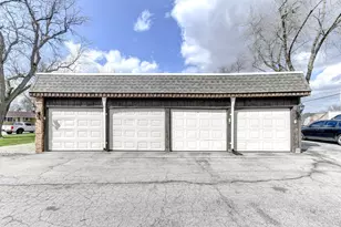 8029 Jefferson Ave, Munster, IN 46321 - Photo 19