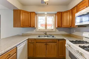 8029 Jefferson Ave, Munster, IN 46321 - Photo 7