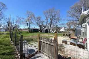 506 Ohio St, North Judson, IN 46366 - Photo 19