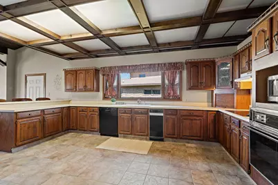 6113 S State Road 10, Knox, IN 46534 - Photo 13